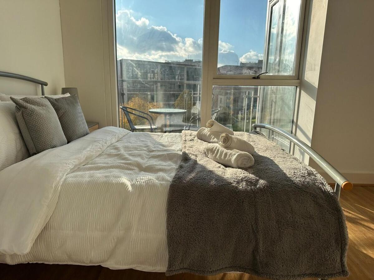 Luxury 1 Bedroom Apartment - City Centre - Balcony - Near O2 Academy バーミンガム エクステリア 写真